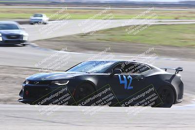 media/Dec-30-2023-Lotus Club Golden G (Sat) [[d3870bf35f]]/Intermediate/Session 4 (Off Ramp)/
